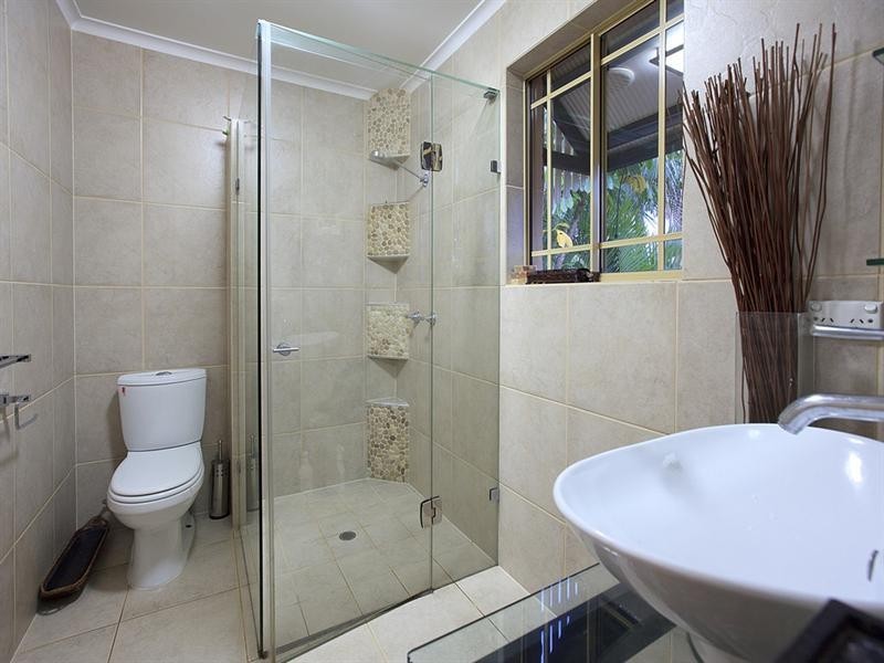 10 Victoria Street, Balmoral QLD 4171