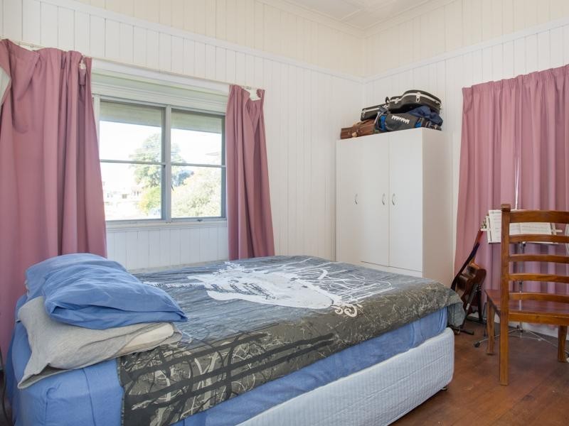 22 Tennyson Street, Bulimba QLD 4171