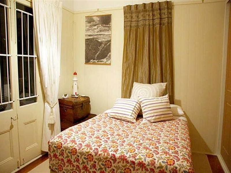 312 Wynnum Road, Norman Park QLD 4170