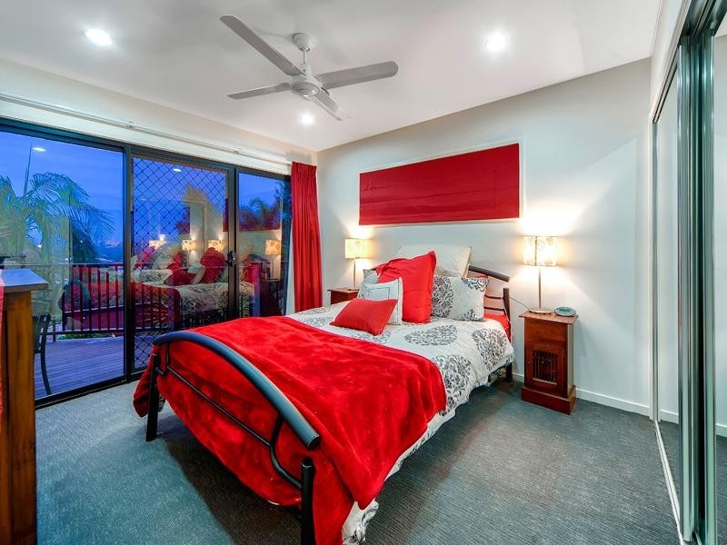 30 Quirinal Crescent, Seven Hills QLD 4170