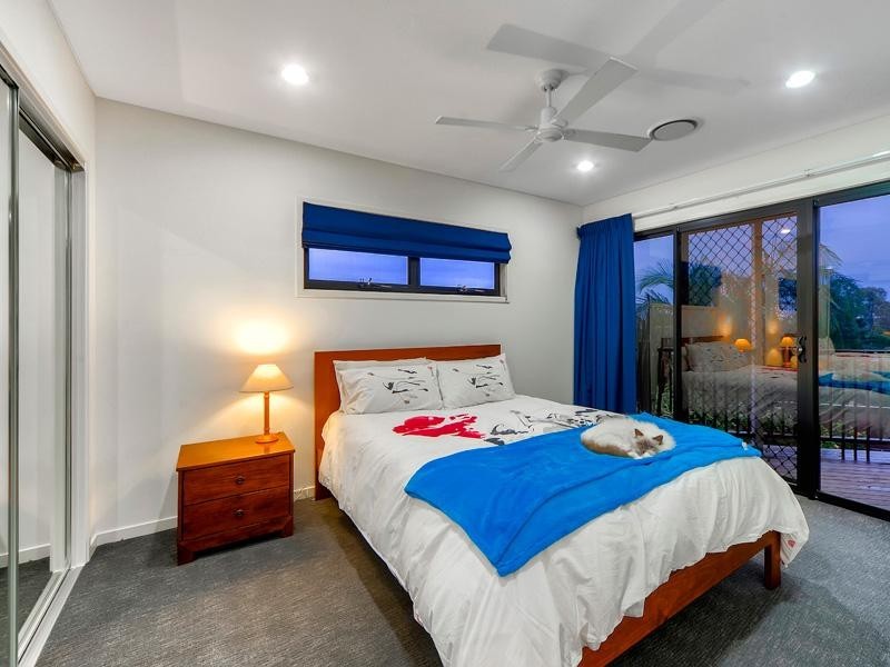 30 Quirinal Crescent, Seven Hills QLD 4170