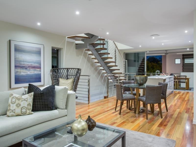 1/16-18 Barton Parade, Balmoral QLD 4171