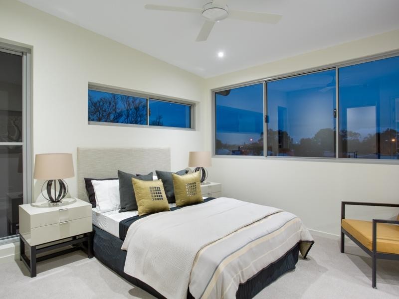 1/16-18 Barton Parade, Balmoral QLD 4171