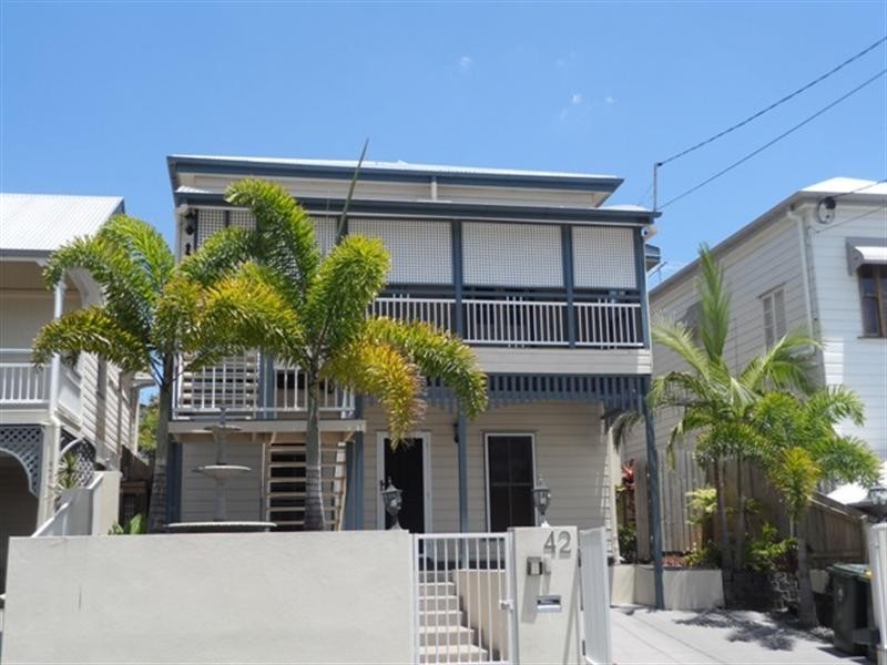 East Brisbane QLD 4169