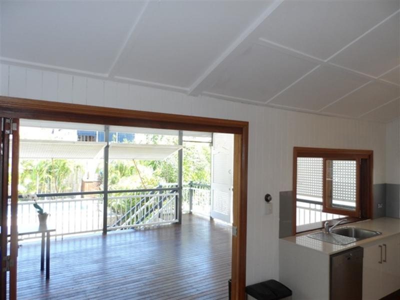 East Brisbane QLD 4169