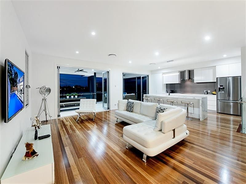 36 Byron Street, Bulimba QLD 4171