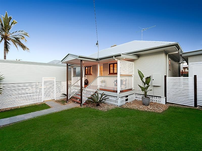 141 Dahlia Street, Cannon Hill QLD 4170