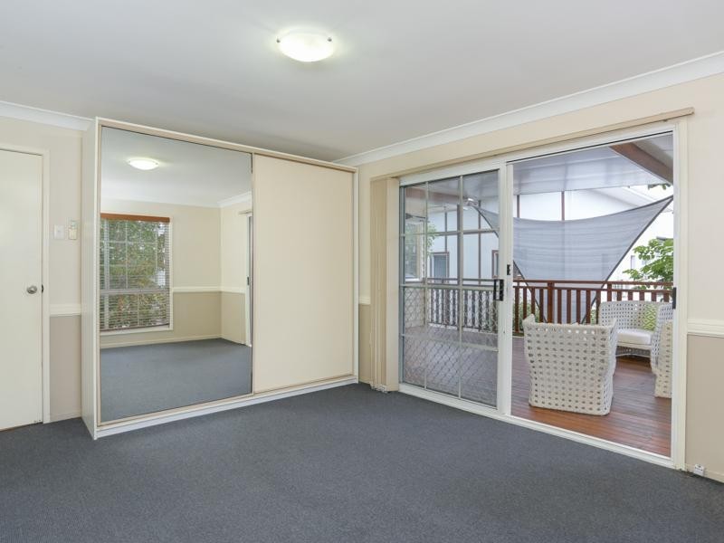 19 Thorpe Street, Balmoral QLD 4171