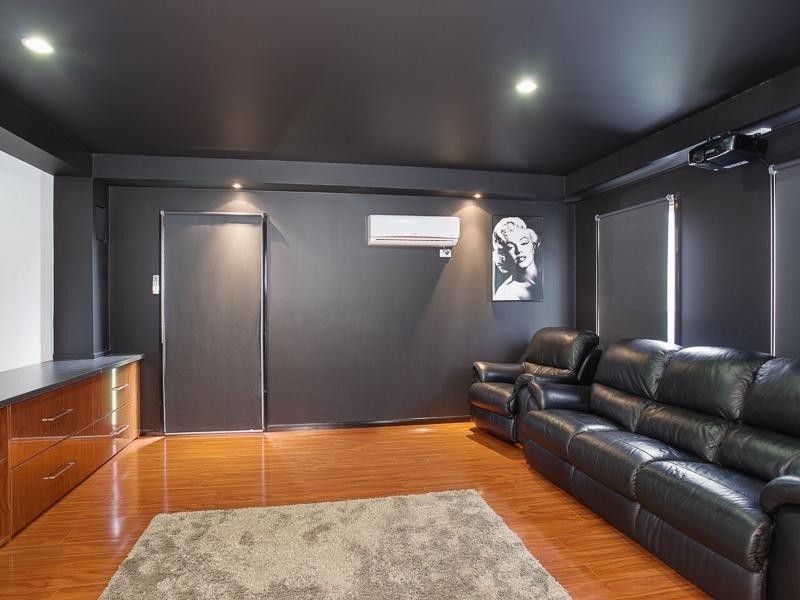 287 Boston Road, Belmont QLD 4153