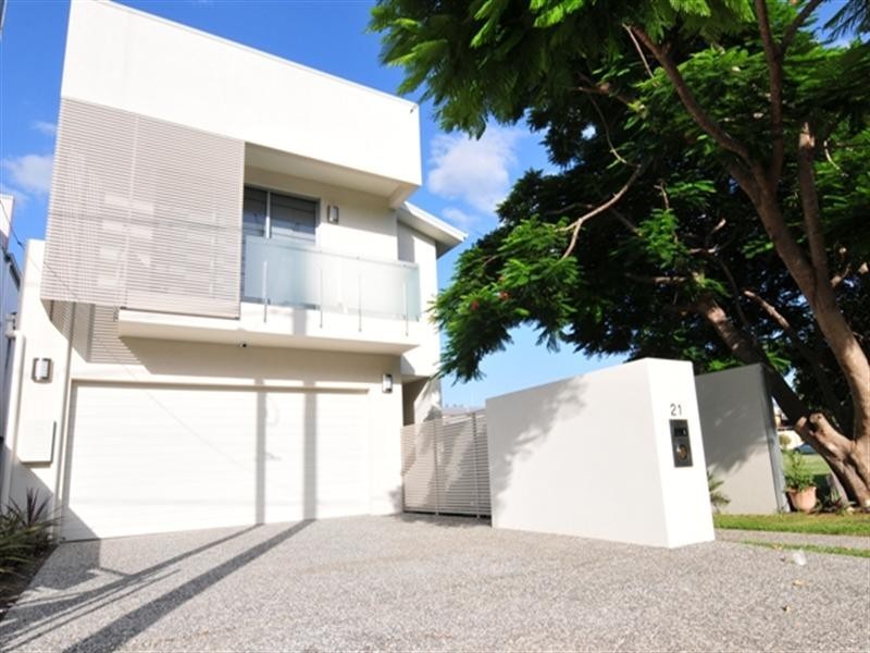 21 Bulimba Parade, Bulimba QLD 4171