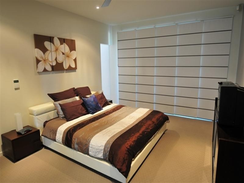 21 Bulimba Parade, Bulimba QLD 4171