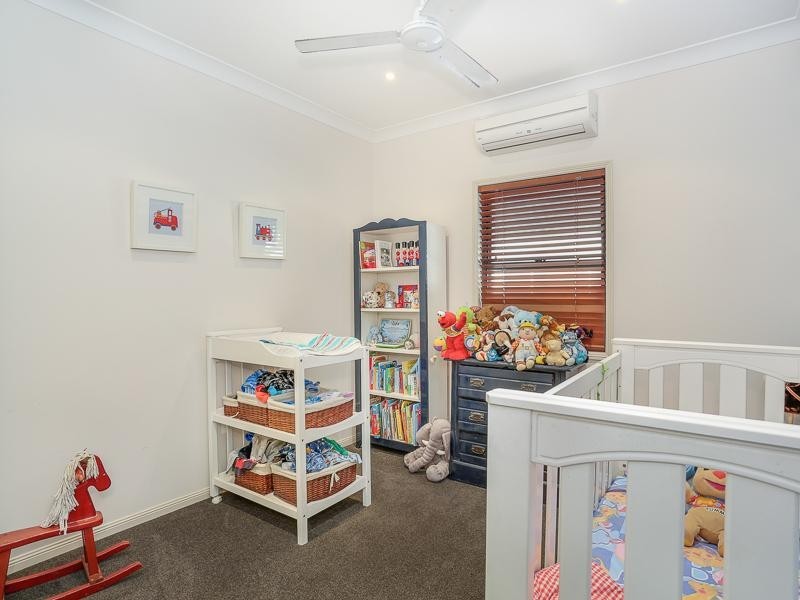182 Milsom Street, Norman Park QLD 4170