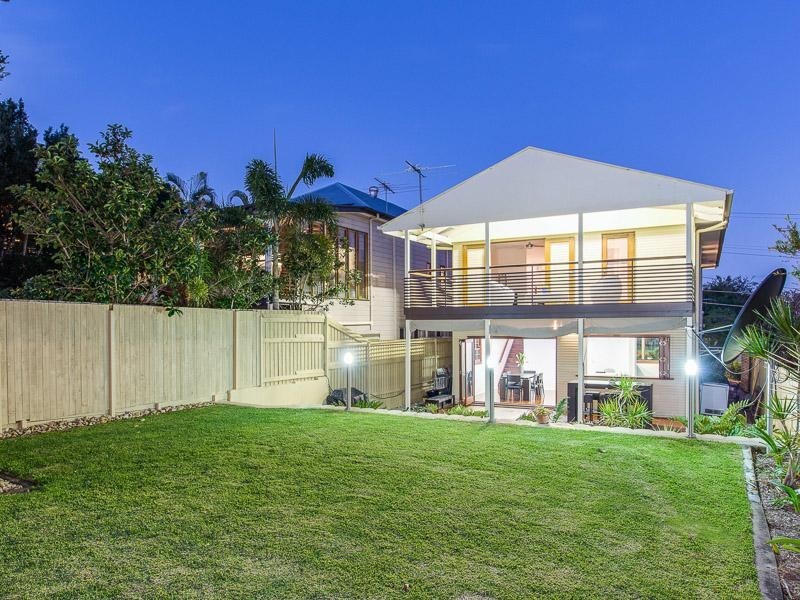 20 Govett Avenue, Hawthorne QLD 4171