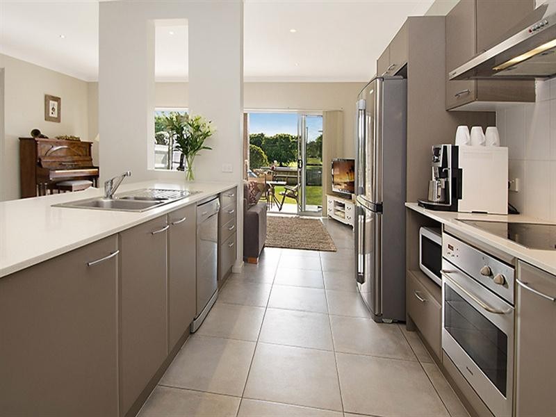 62 Grenade Street, Cannon Hill QLD 4170