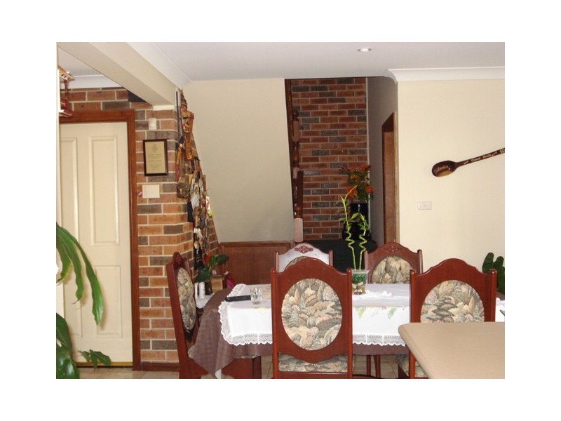 Edensor Park NSW 2176