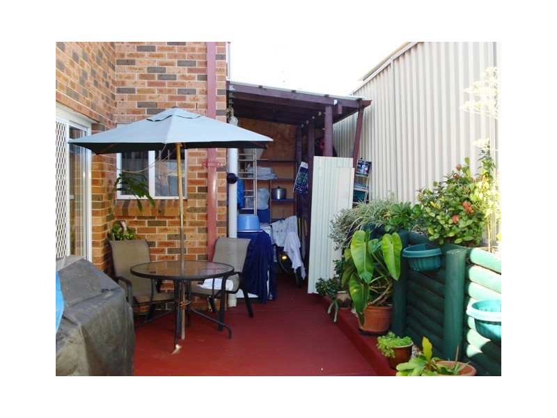 Edensor Park NSW 2176