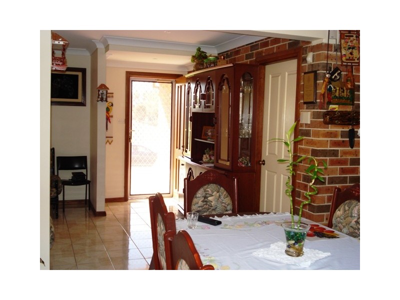 Edensor Park NSW 2176