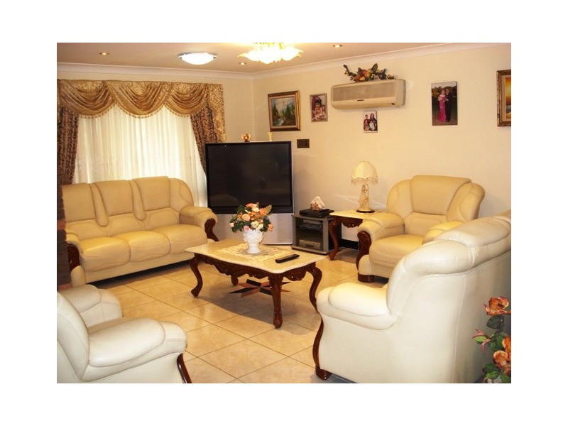 Hinchinbrook NSW 2168