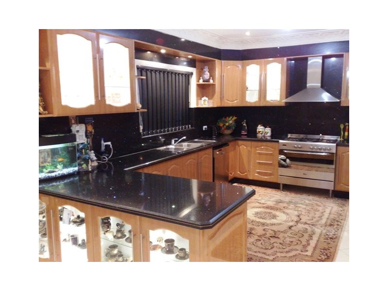 Fairfield West NSW 2165