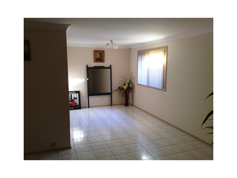 West Hoxton NSW 2171