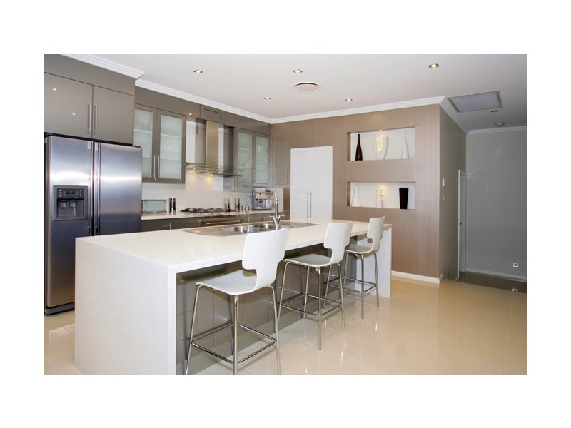 West Hoxton NSW 2171