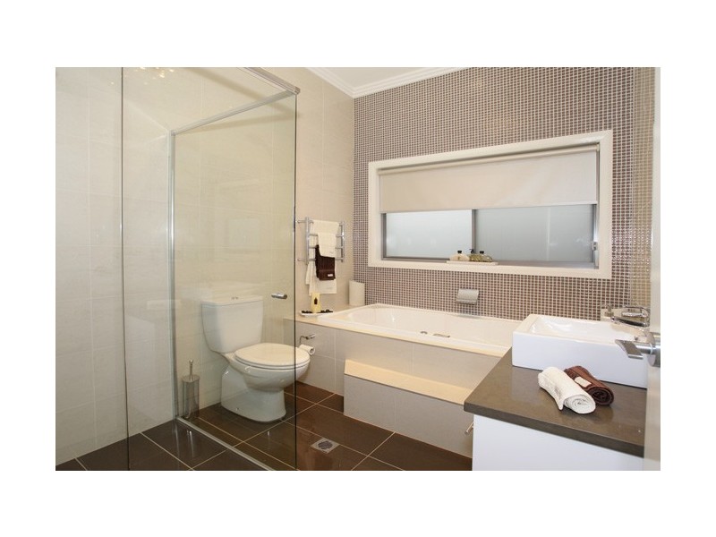 West Hoxton NSW 2171
