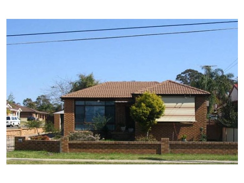 29 First Avenue, Hoxton Park NSW 2171