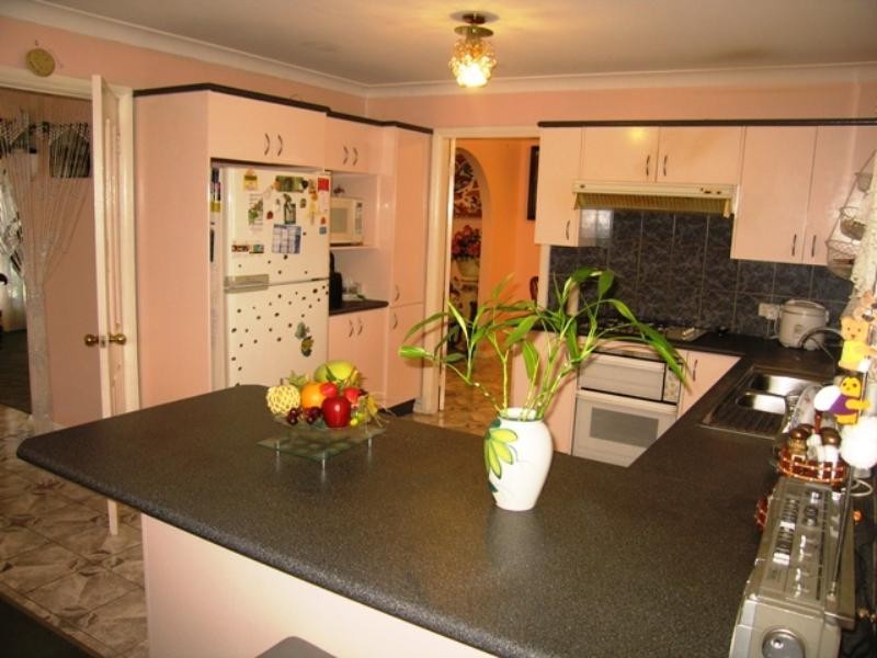 22 Lyrebird Crescent, Green Valley NSW 2168