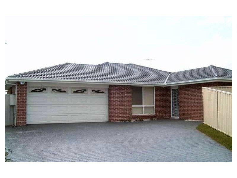 15 Bellerive Street, West Hoxton NSW 2171