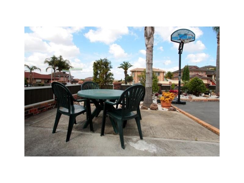 Bossley Park NSW 2176