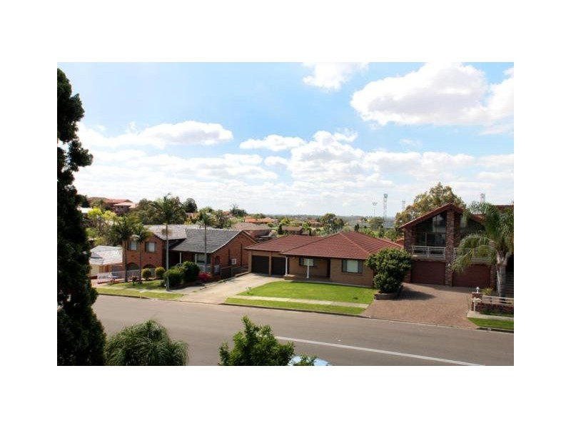 Bossley Park NSW 2176