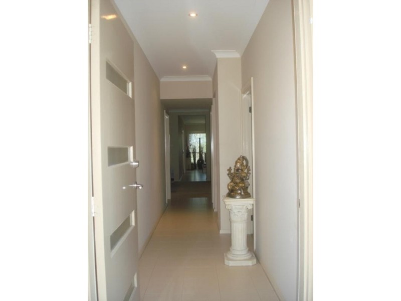 56 Riddell Street, West Hoxton NSW 2171