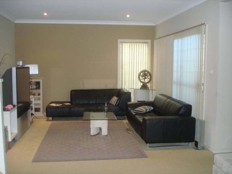 56 Riddell Street, West Hoxton NSW 2171