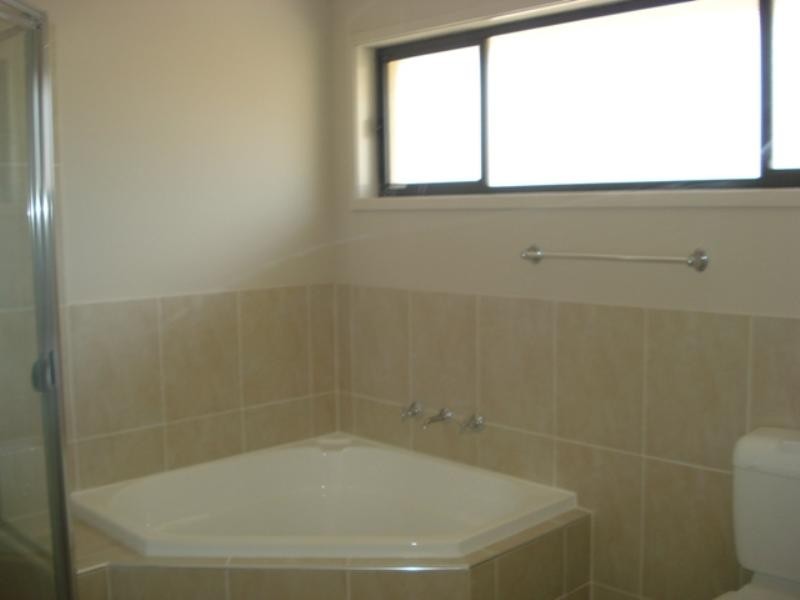 West Hoxton NSW 2171