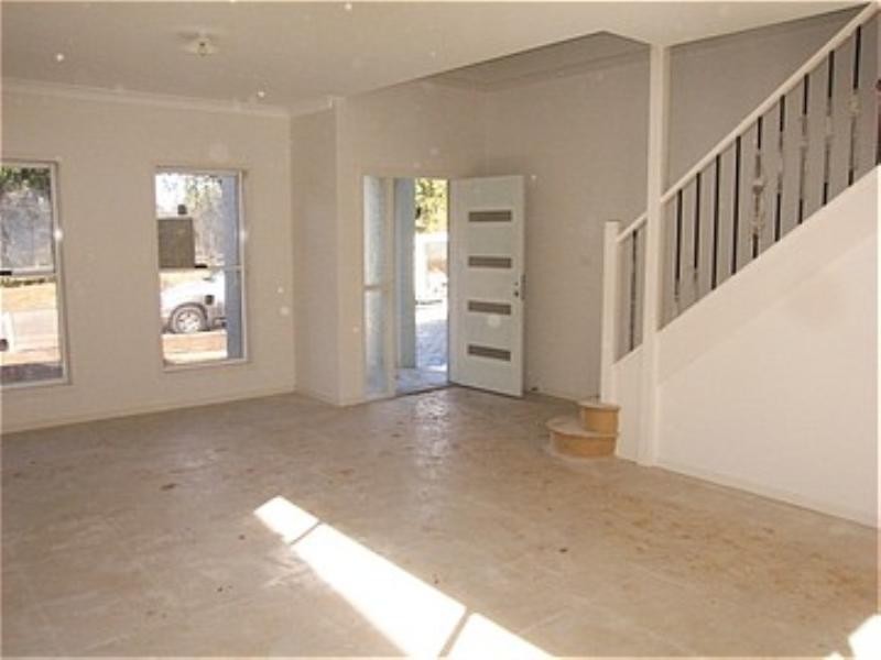 West Hoxton NSW 2171