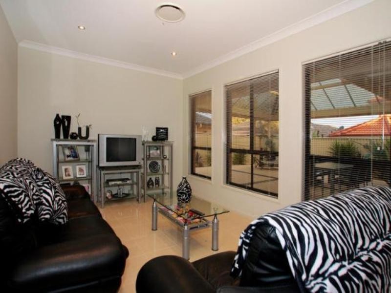 West Hoxton NSW 2171