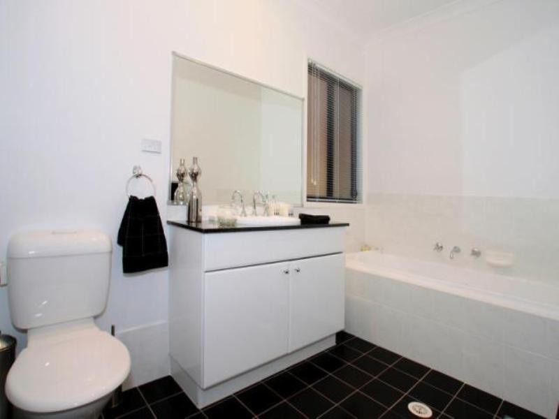 West Hoxton NSW 2171