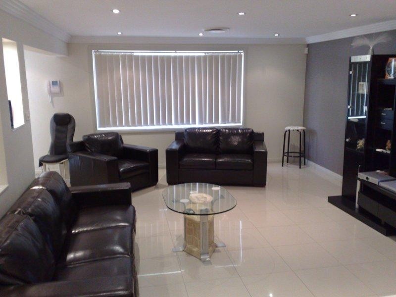 West Hoxton NSW 2171