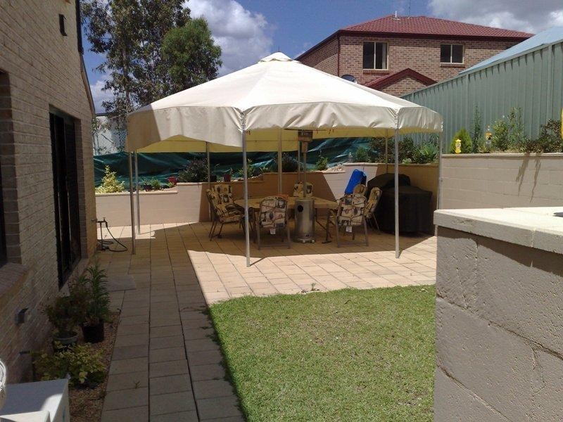 West Hoxton NSW 2171