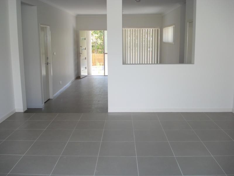 West Hoxton NSW 2171