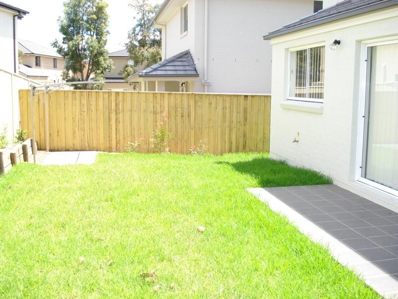 West Hoxton NSW 2171