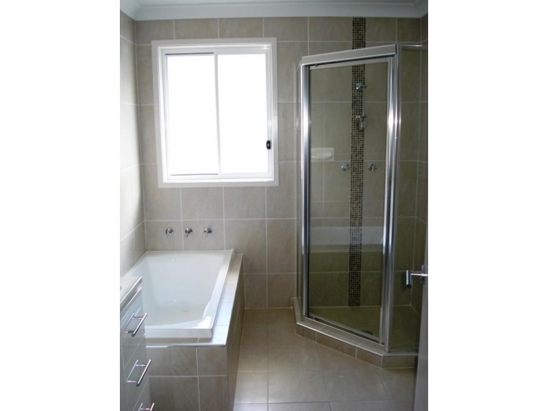 West Hoxton NSW 2171