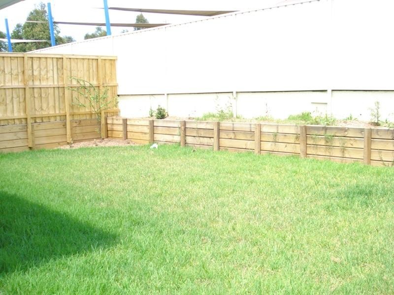 West Hoxton NSW 2171