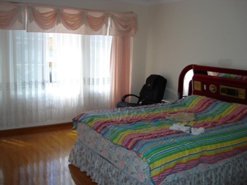 West Hoxton NSW 2171