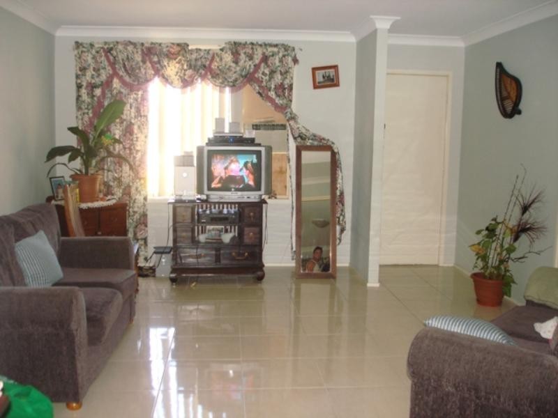 21 Nymboida Avenue, Hoxton Park NSW 2171