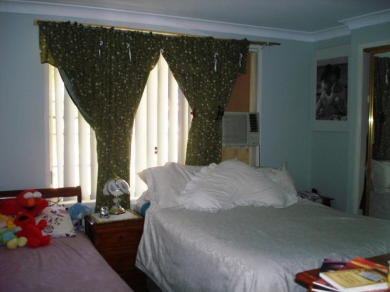 21 Nymboida Avenue, Hoxton Park NSW 2171