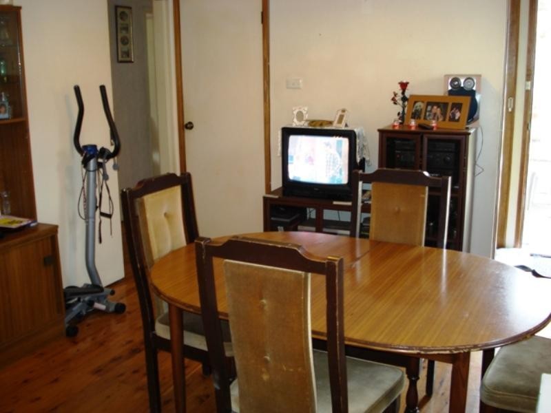 St Johns Park NSW 2176