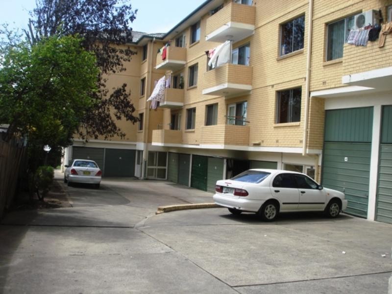 19/11 Gilbert Street, Cabramatta NSW 2166