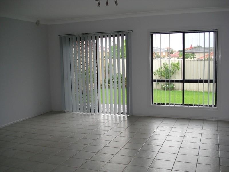 West Hoxton NSW 2171