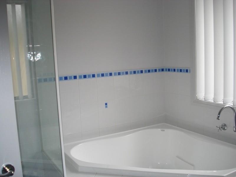 West Hoxton NSW 2171